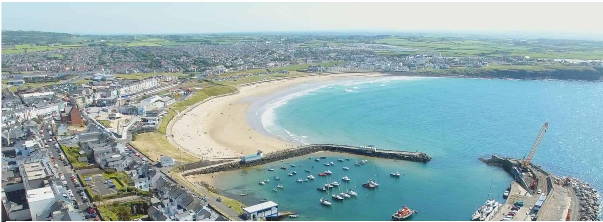 4 Golf Terrace - Portrush By The Sea Exterior foto